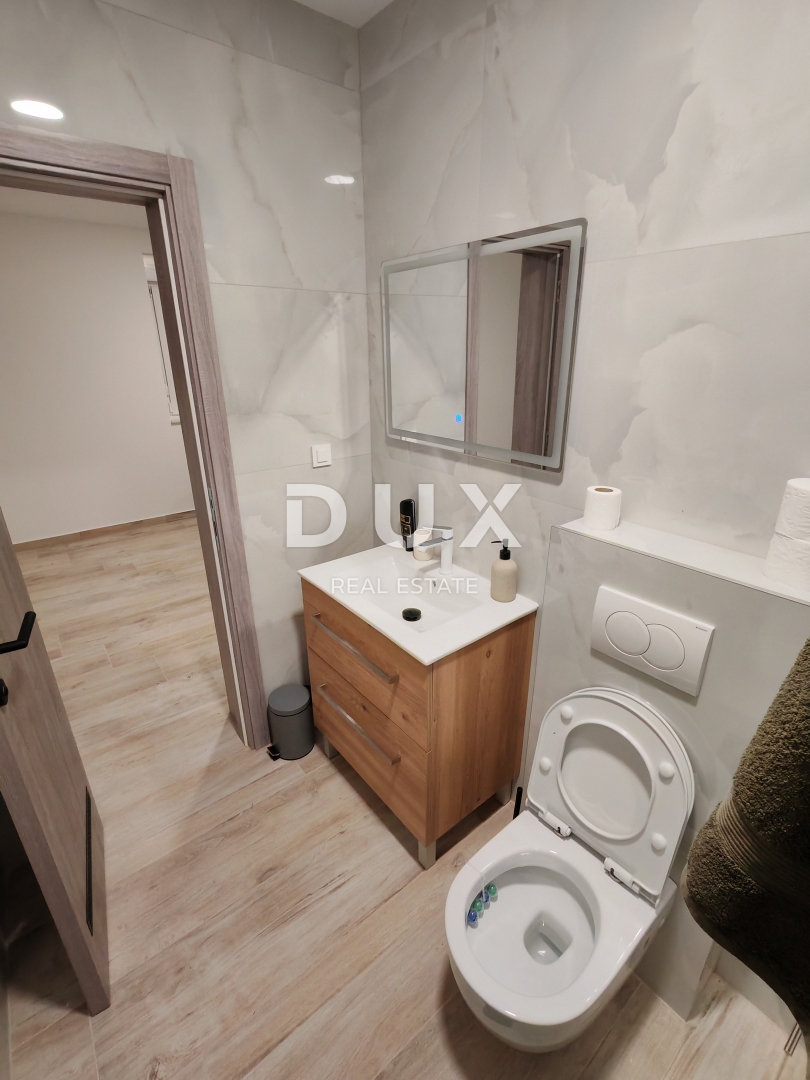 ZADAR, ZUKVE - Spaziosa casa bifamiliare con piscina! Nuova costruzione! B