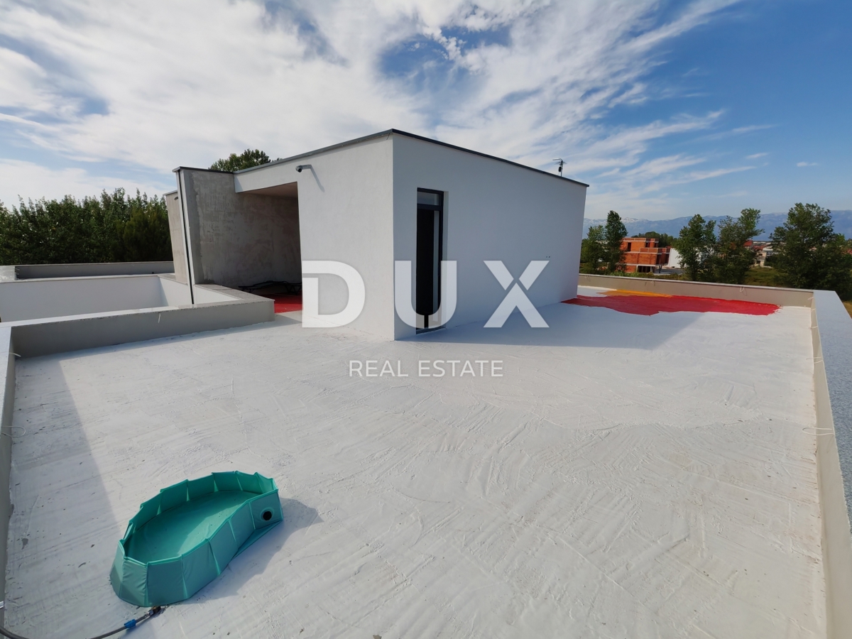 ZADAR, ZUKVE - Spaziosa casa bifamiliare con piscina! Nuova costruzione! B