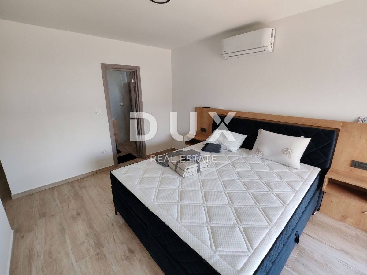ZADAR, ZUKVE - Spaziosa casa bifamiliare con piscina! Nuova costruzione! B