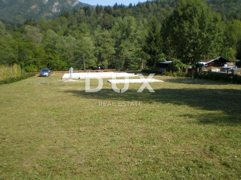 GORSKI KOTAR, Kupska dolina - terreno edificabile con progetto
