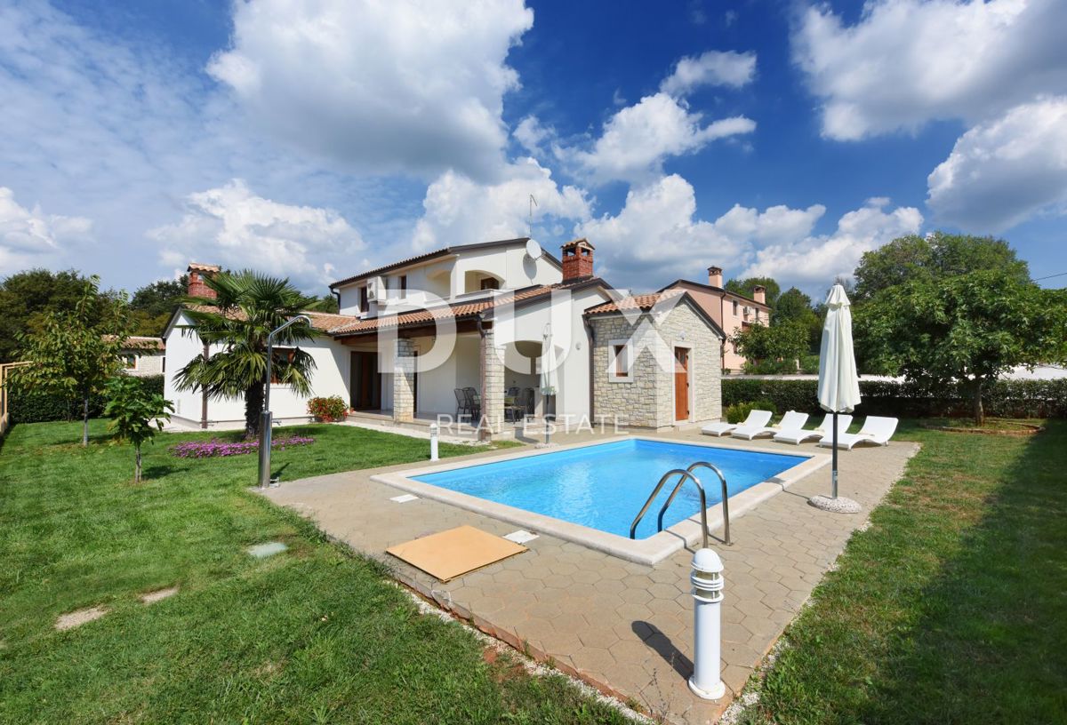 ISTRIA, SVETI LOVREČ - Casa perfettamente arredata con piscina, ideale per affitto turistico
