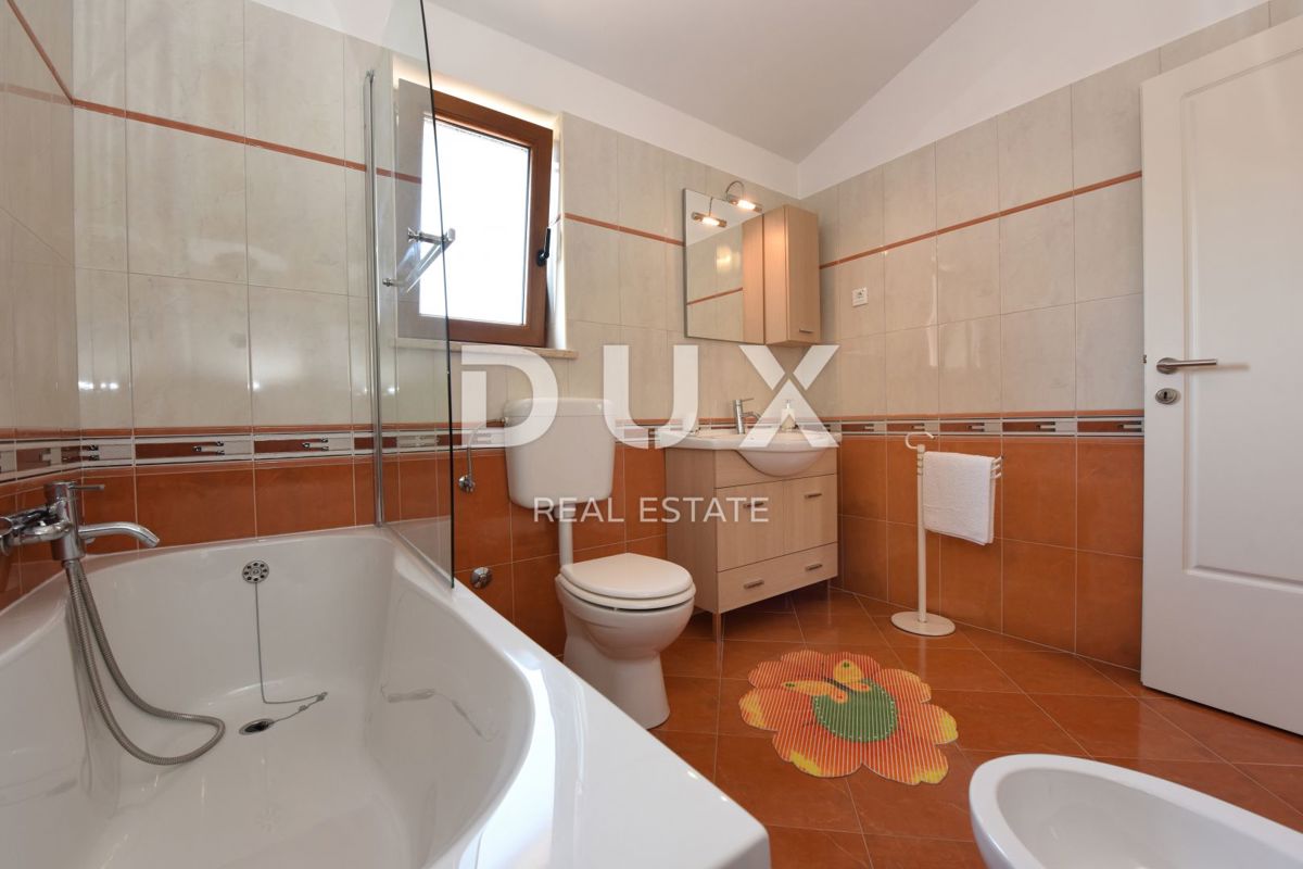 ISTRIA, SVETI LOVREČ - Casa perfettamente arredata con piscina, ideale per affitto turistico