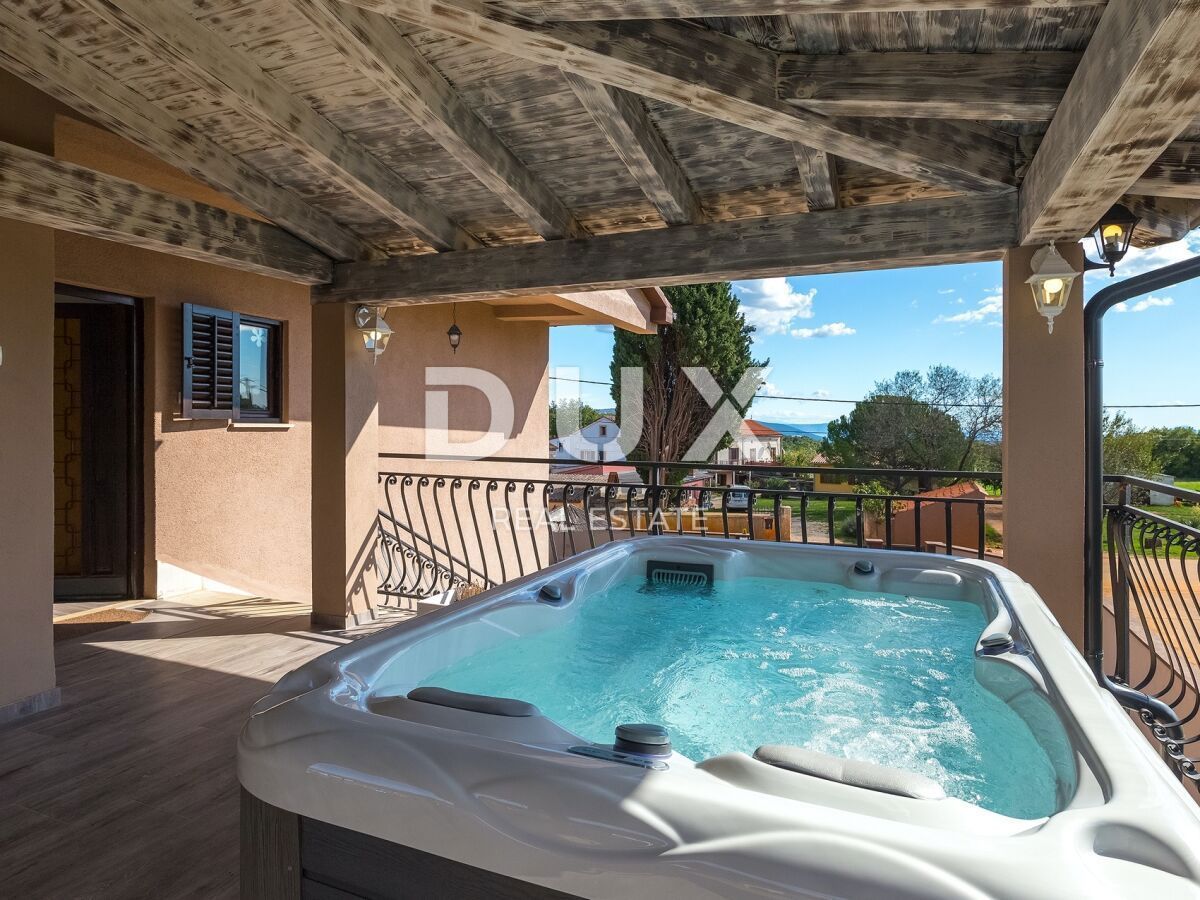 ISTRIA, BARBAN - Villa rustica con piscina in un villaggio tranquillo