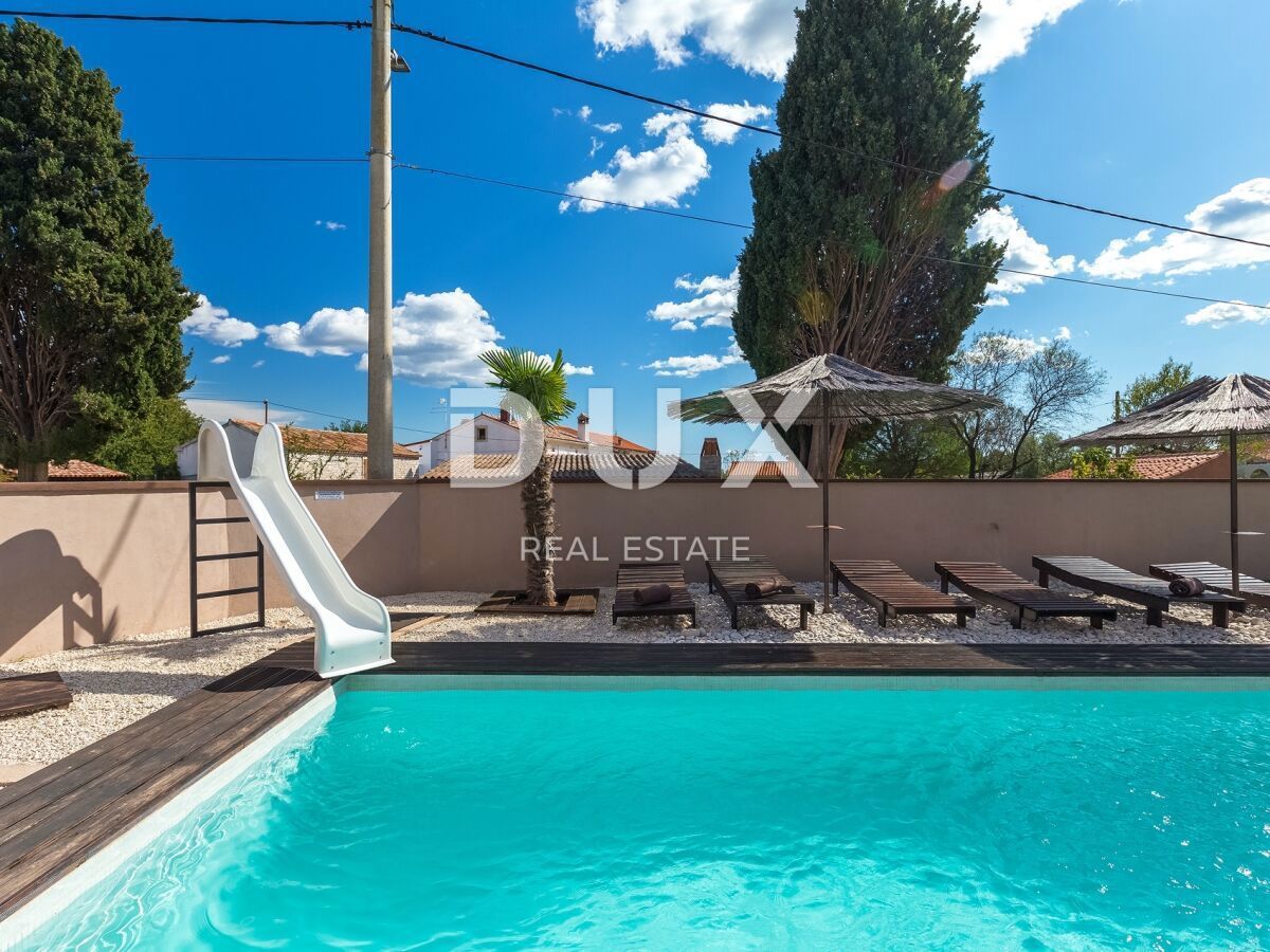 ISTRIA, BARBAN - Villa rustica con piscina in un villaggio tranquillo
