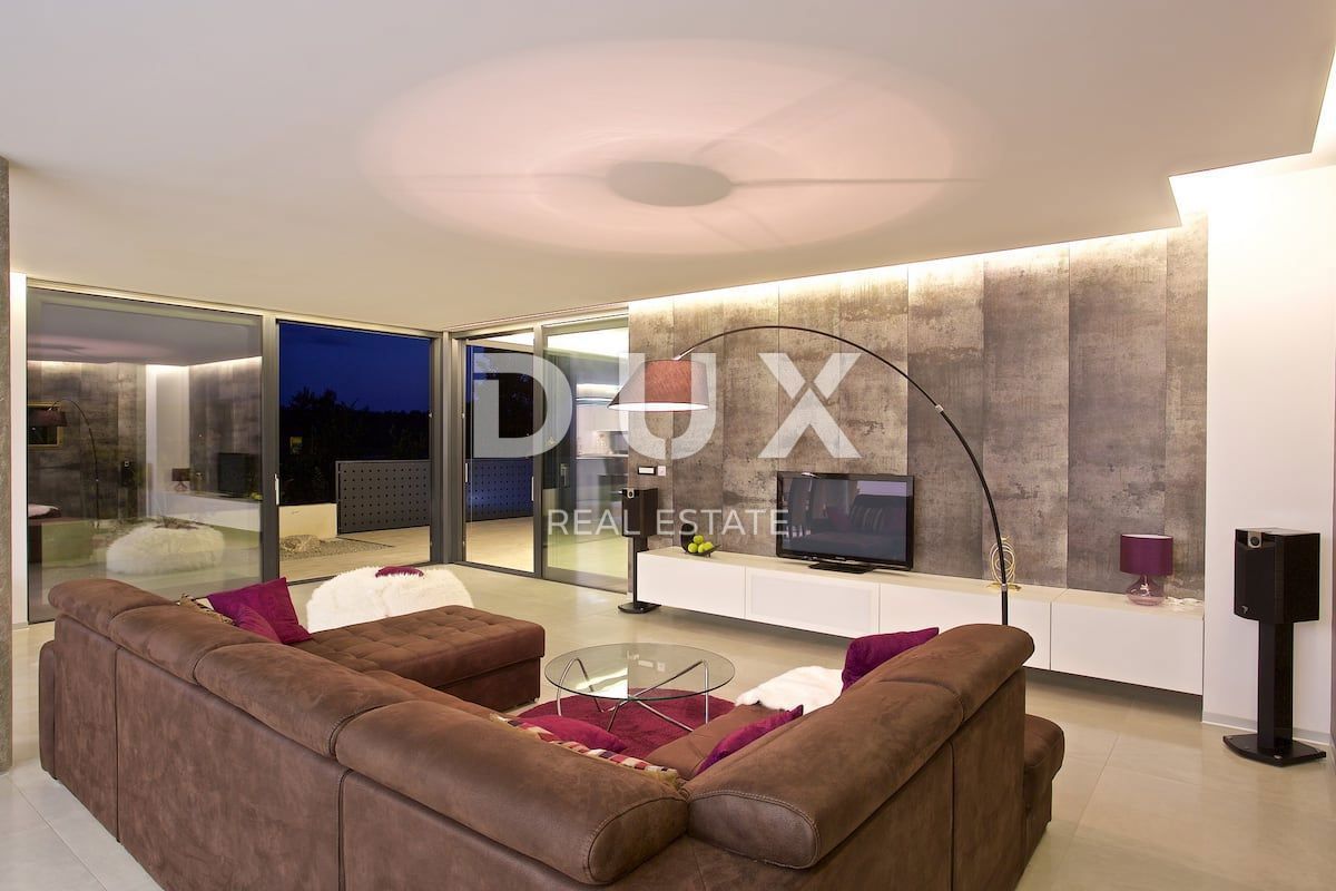 ISTRIA, VIŠNJAN - Moderna villa di lusso con vista mare