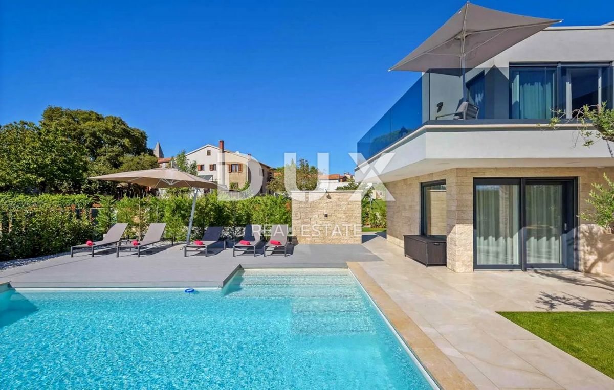 ISTRIA, PARENZO - Casa attraente con piscina