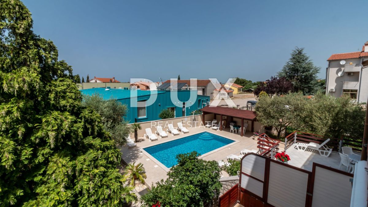 ISTRIA, PEROJ - Grazioso condominio con piscina e vista mare!