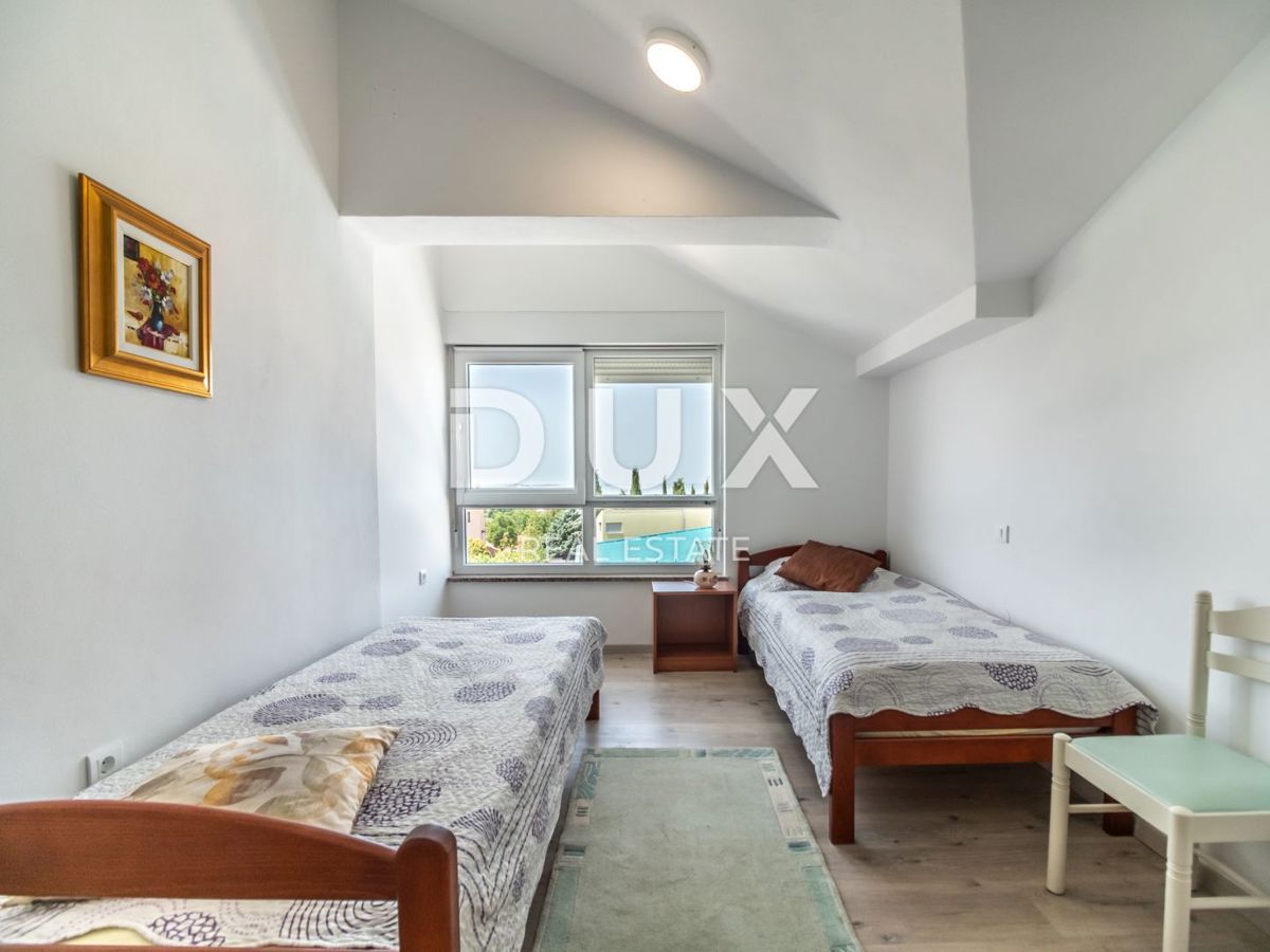 ISTRIA, PEROJ - Grazioso condominio con piscina e vista mare!