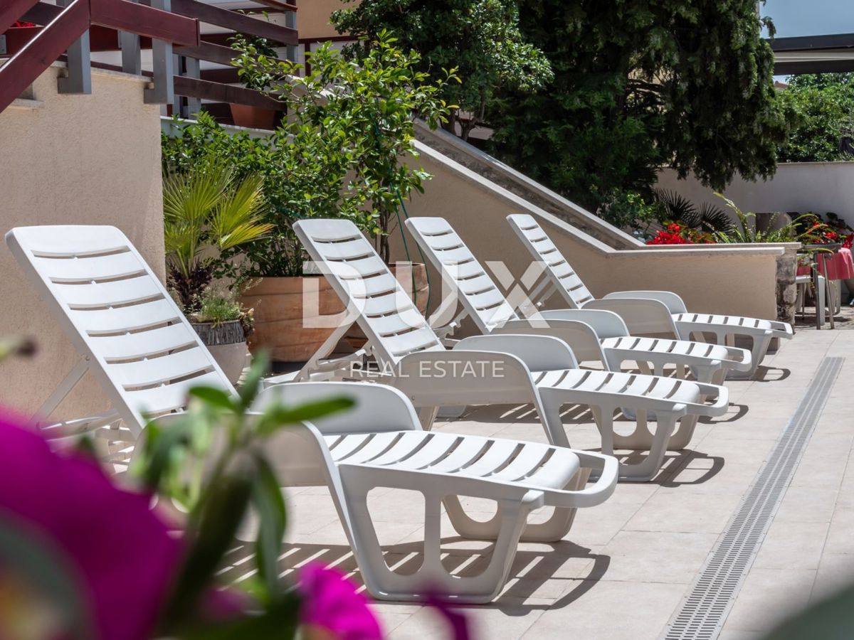 ISTRIA, PEROJ - Grazioso condominio con piscina e vista mare!