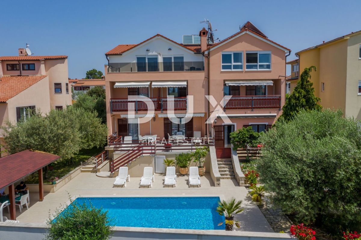 ISTRIA, PEROJ - Grazioso condominio con piscina e vista mare!