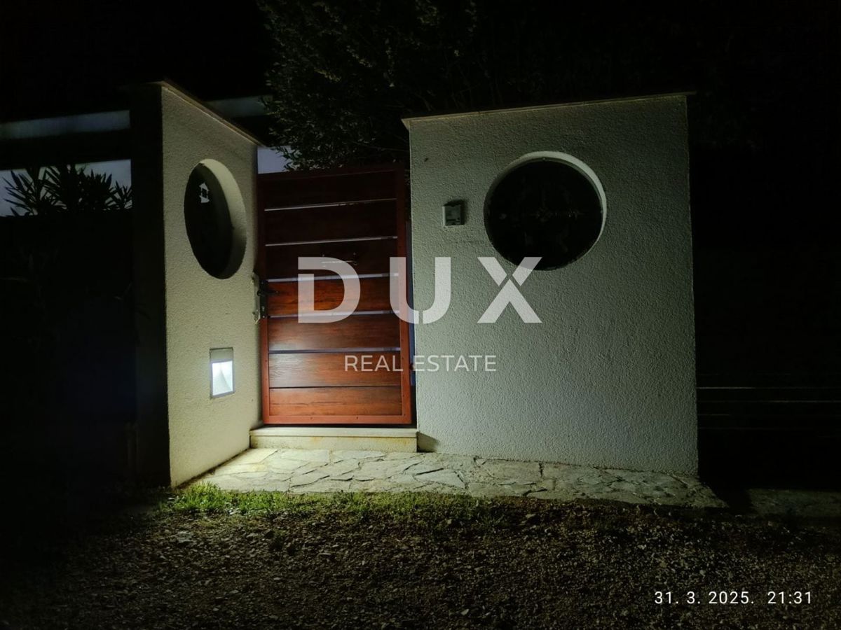 ISTRIA, PARENZO - Esclusiva villa di design per famiglie con oasi benessere e piscina riscaldata