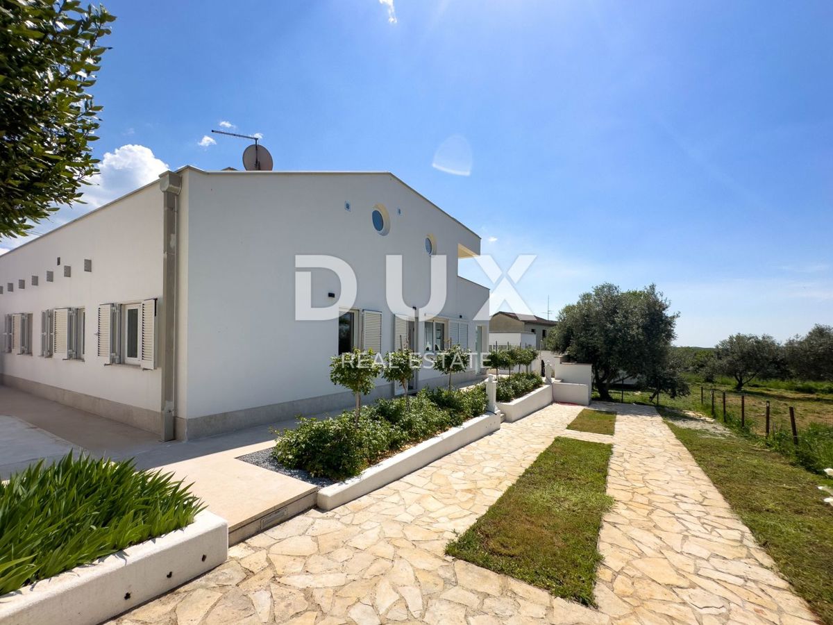 ISTRIA, PARENZO - Esclusiva villa di design per famiglie con oasi benessere e piscina riscaldata