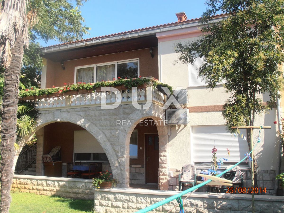 ISTRIA, POLA - due appartamenti in centro città 60m2