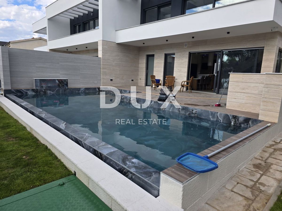 ISOLA DI PAG, STARA NOVALJA - casa di lusso con piscina in ottima posizione, nuova costruzione