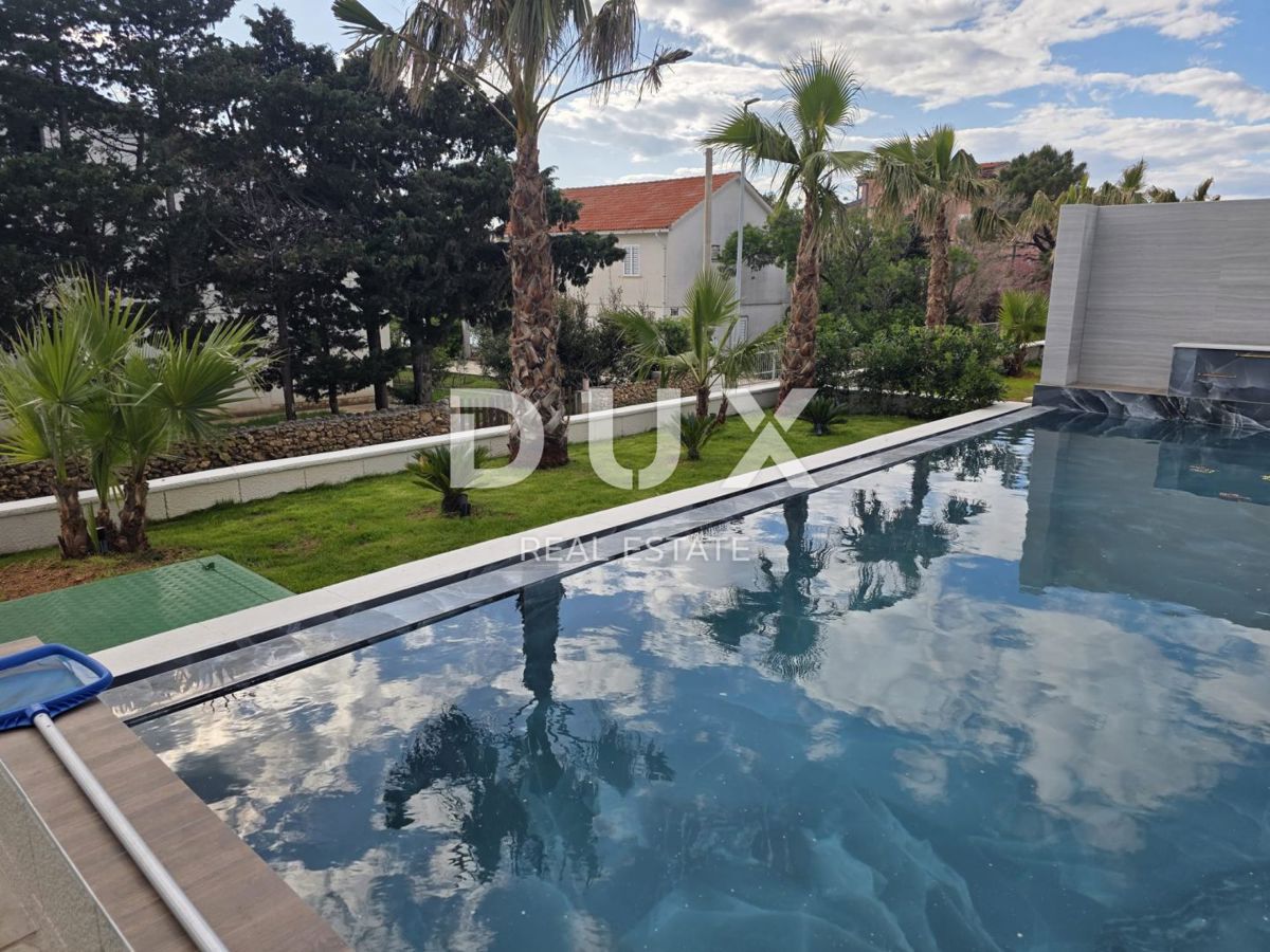 ISOLA DI PAG, STARA NOVALJA - casa di lusso con piscina in ottima posizione, nuova costruzione