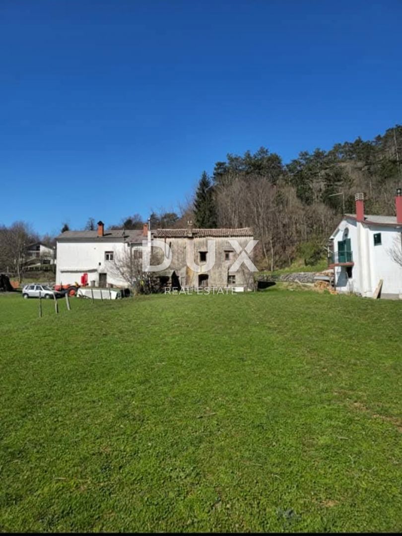 KLANA - casa antica da ristrutturare + terreno 1780m2