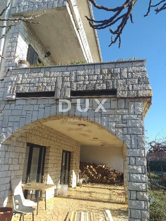 RIJEKA, PEHLIN - Casa con terrazza, giardino e vista mare