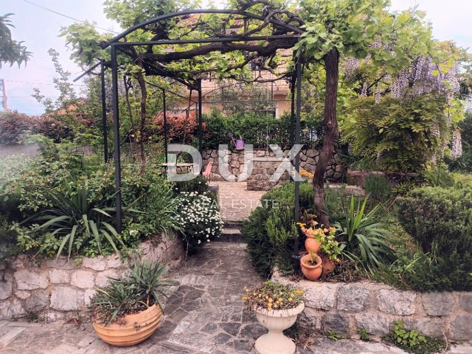 RIJEKA, PEHLIN - Casa con terrazza, giardino e vista mare