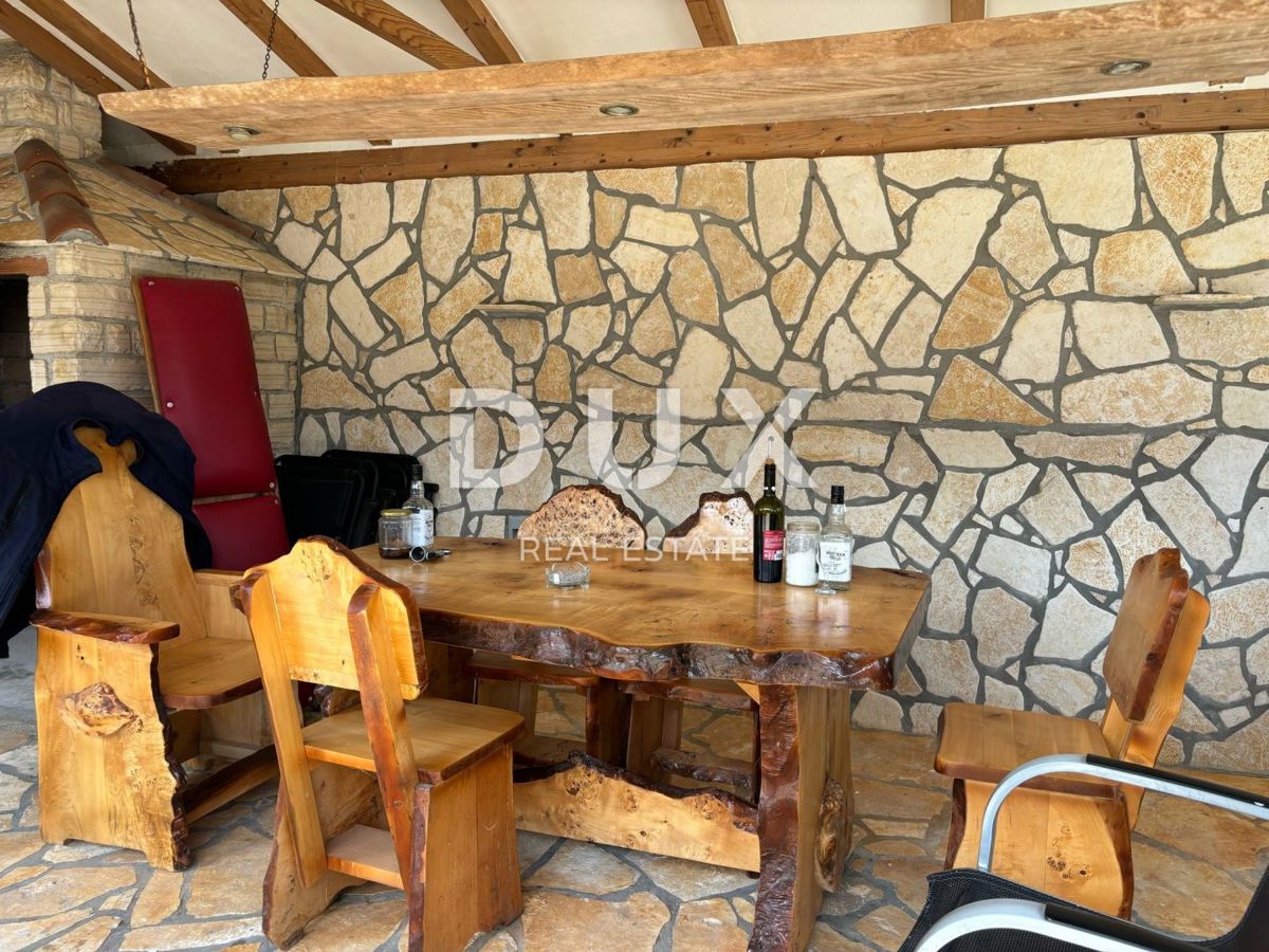 ISTRIA, MEDULIN - Casa a un piano con taverna e piscina!