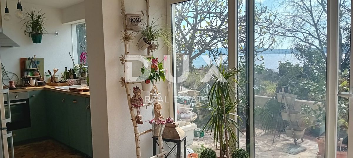 CRIKVENICA - Bellissimo appartamento con 2 camere da letto + soggiorno con vista mare, a 200 m dal mare