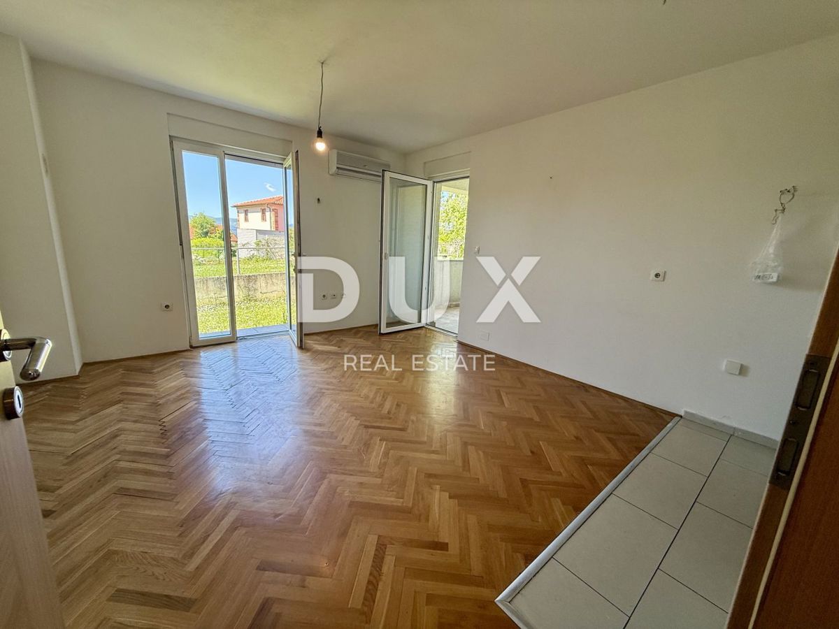 VIŠKOVO - 1 camera da letto + soggiorno, 43 m2, giardino!