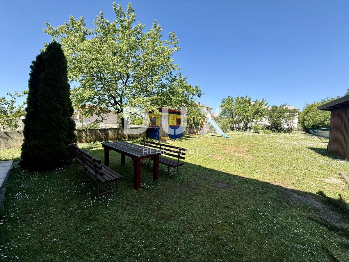 VIŠKOVO - 1 camera da letto + soggiorno, 43 m2, giardino!