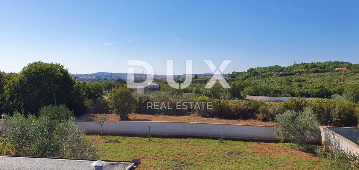 ISTRIA, POLA - Terreno edificabile ad uso residenziale 600 m2