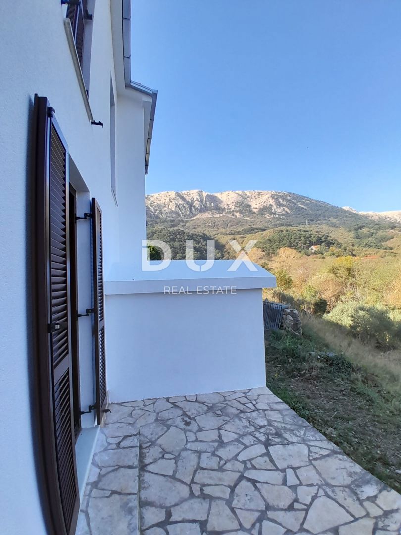 ISOLA DI KRK, BAŠKA - Spazioso appartamento a 800 metri dal mare
