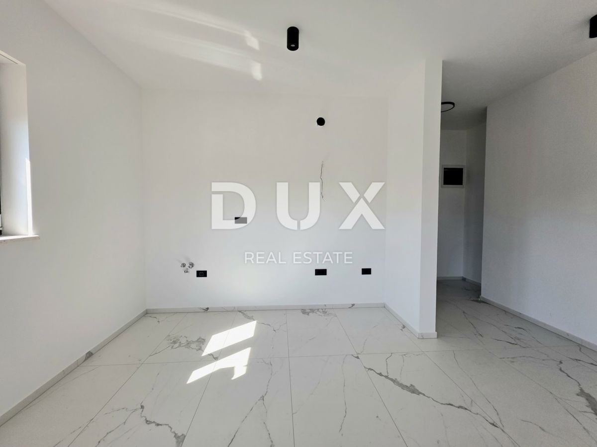 ISTRIA, ŠTINJAN - Una combinazione perfetta di lusso e comfort, appartamento 2SS+DB con garage privato a soli 500 metri da spiagge ben curate e lunghe passeggiate in riva al mare