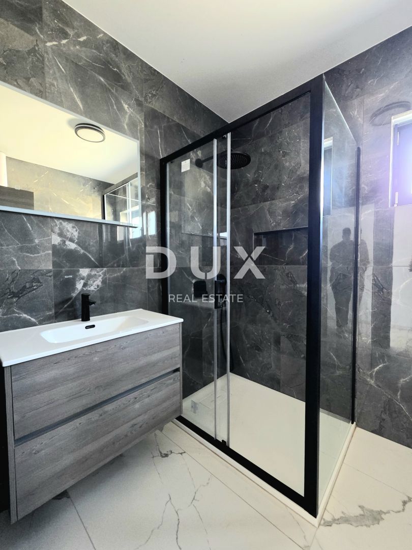 ISTRIA, ŠTINJAN - Una combinazione perfetta di lusso e comfort, appartamento 2SS+DB con garage privato a soli 500 metri da spiagge ben curate e lunghe passeggiate in riva al mare