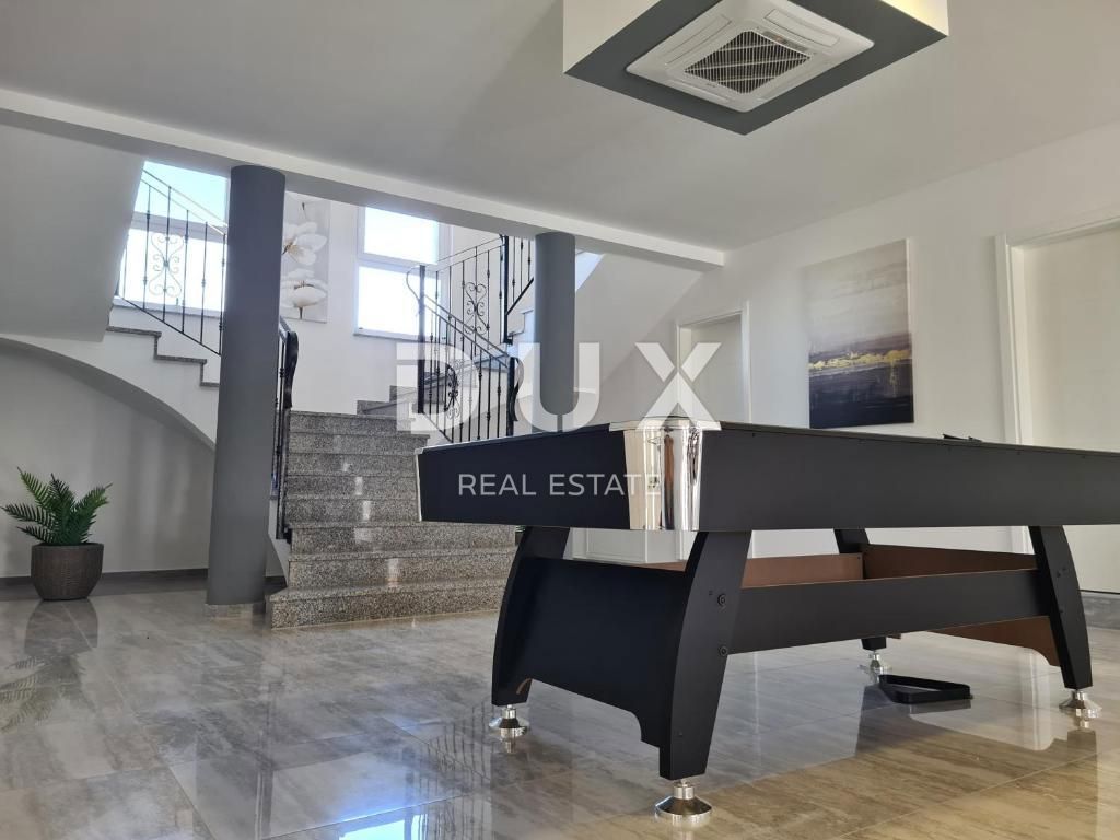 ISTRIA, KAŠTELIR - Villa di lusso con piscina