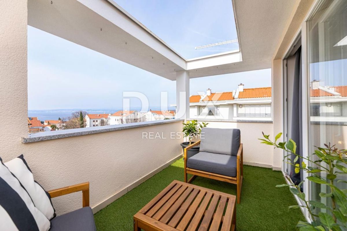 MALINSKA - Casa completamente ristrutturata su tre piani con vista mare!