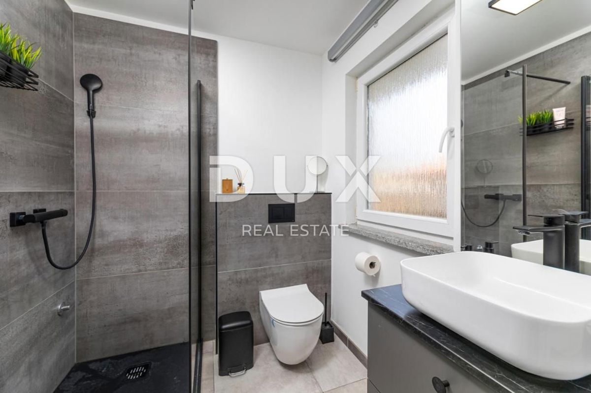 MALINSKA - Casa completamente ristrutturata su tre piani con vista mare!