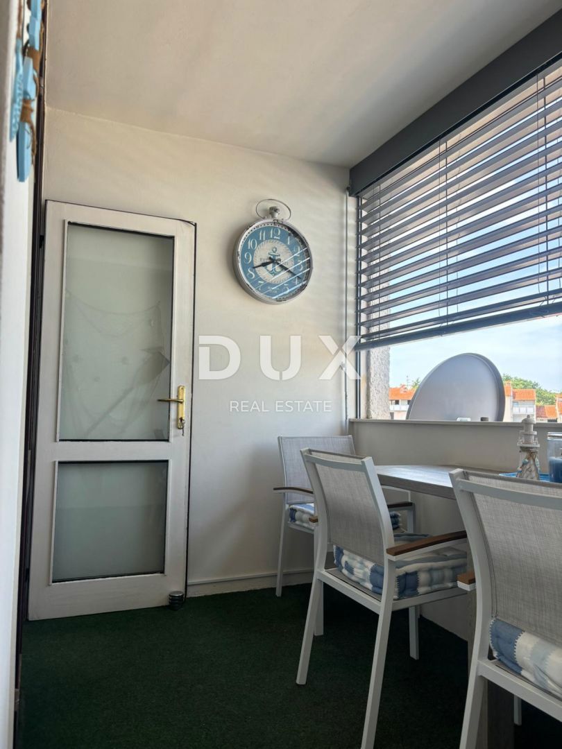 ISTRIA, PARENZO - Appartamento con due camere da letto e vista mare per sempre!