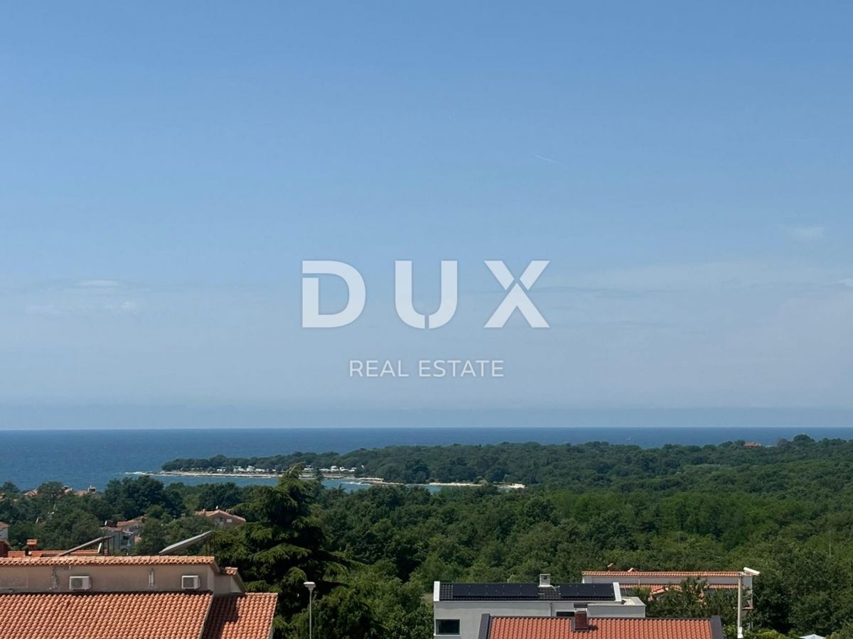 ISTRIA, PARENZO - Attico esclusivo con terrazza panoramica e vista sul mare!