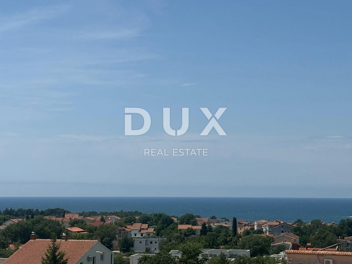 ISTRIA, PARENZO - Attico esclusivo con terrazza panoramica e vista sul mare!