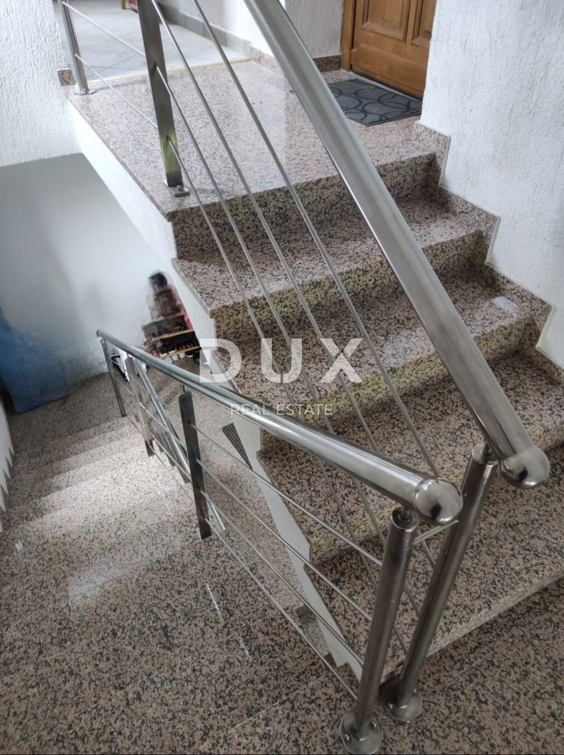 ZAGABRIA, STENJEVEC - Spazioso appartamento in zona tranquilla con vista meravigliosa!