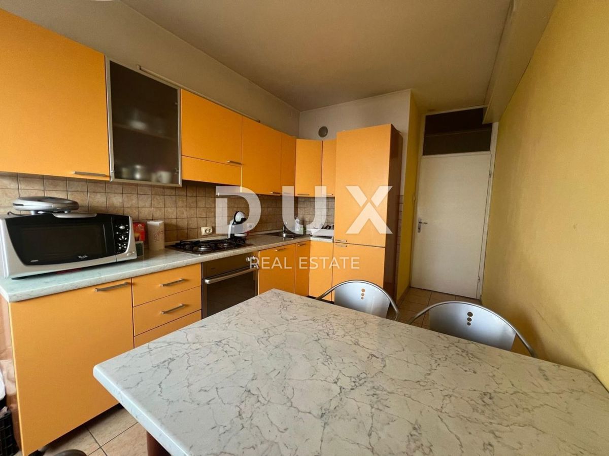 RIJEKA, TURNIĆ - Appartamento di 88 m2 con vista mare