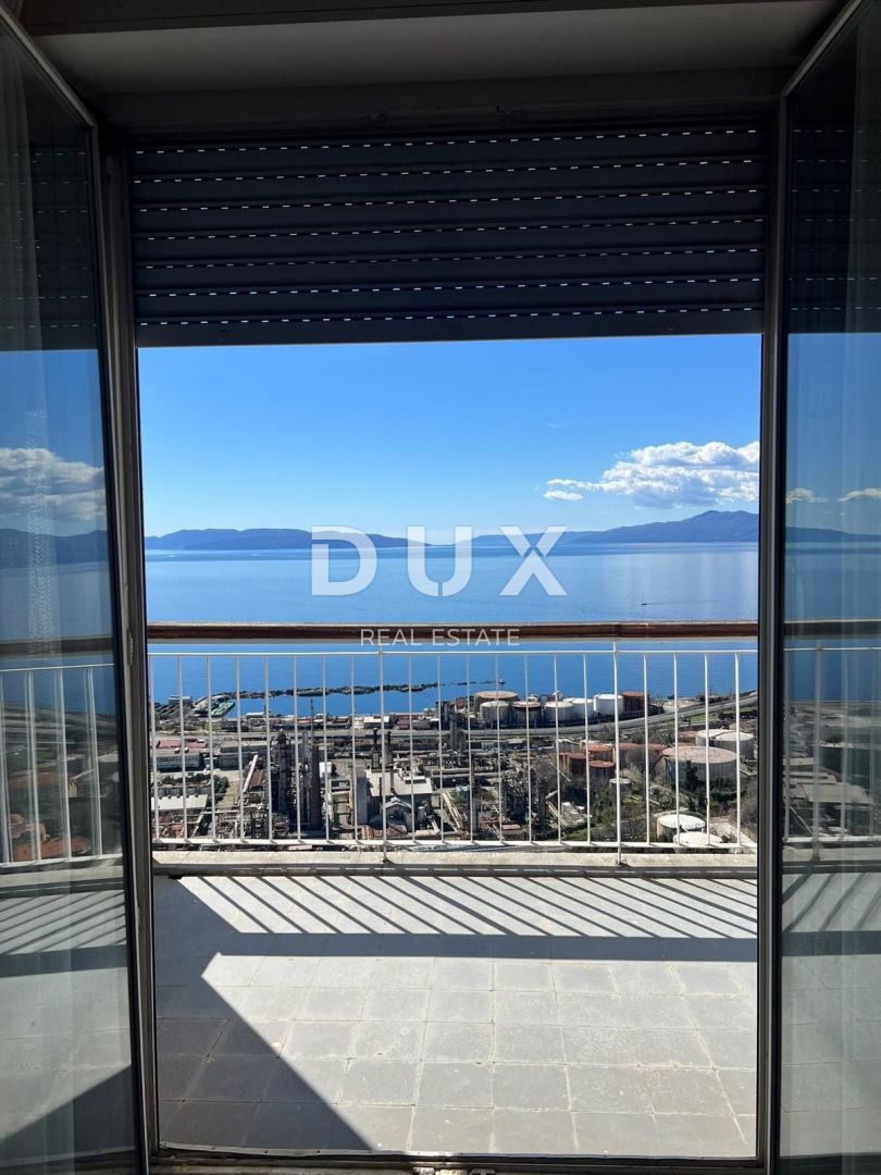 RIJEKA, TURNIĆ - Appartamento di 88 m2 con vista mare