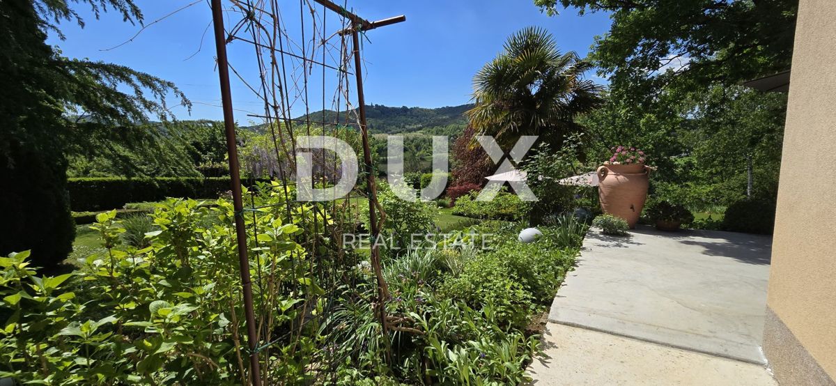 ISTRIA, PAZIN - Casa familiare immersa nella natura con un giardino curato, vista sul verde