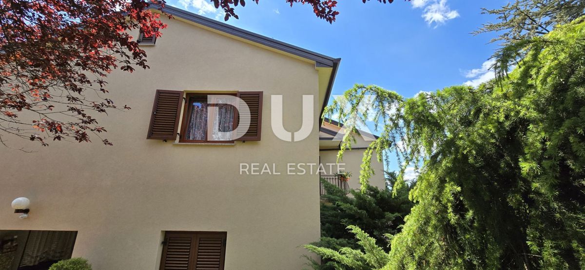 ISTRIA, PAZIN - Casa familiare immersa nella natura con un giardino curato, vista sul verde