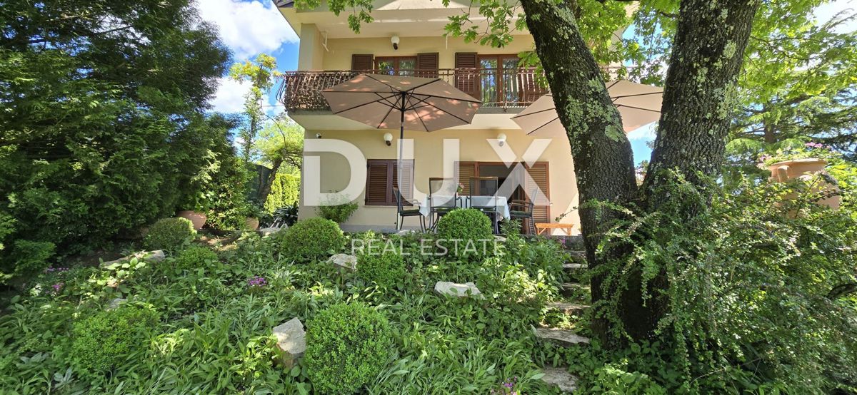 ISTRIA, PAZIN - Casa familiare immersa nella natura con un giardino curato, vista sul verde
