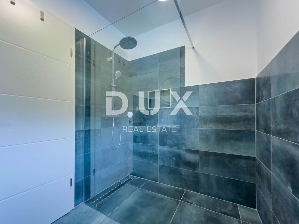 ISTRIA, MEDULIN - Nuovo edificio moderno con splendida vista sul mare