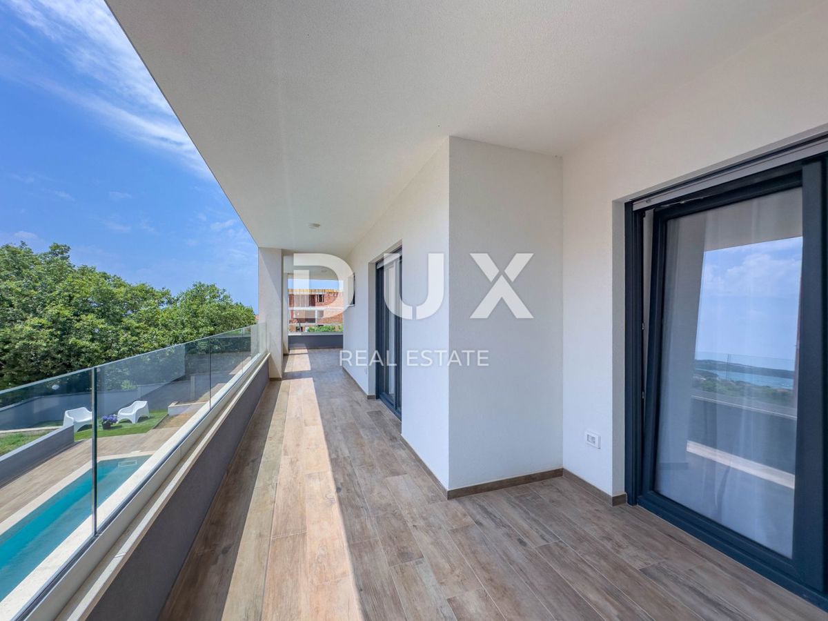 ISTRIA, MEDULIN - Nuovo edificio moderno con splendida vista sul mare