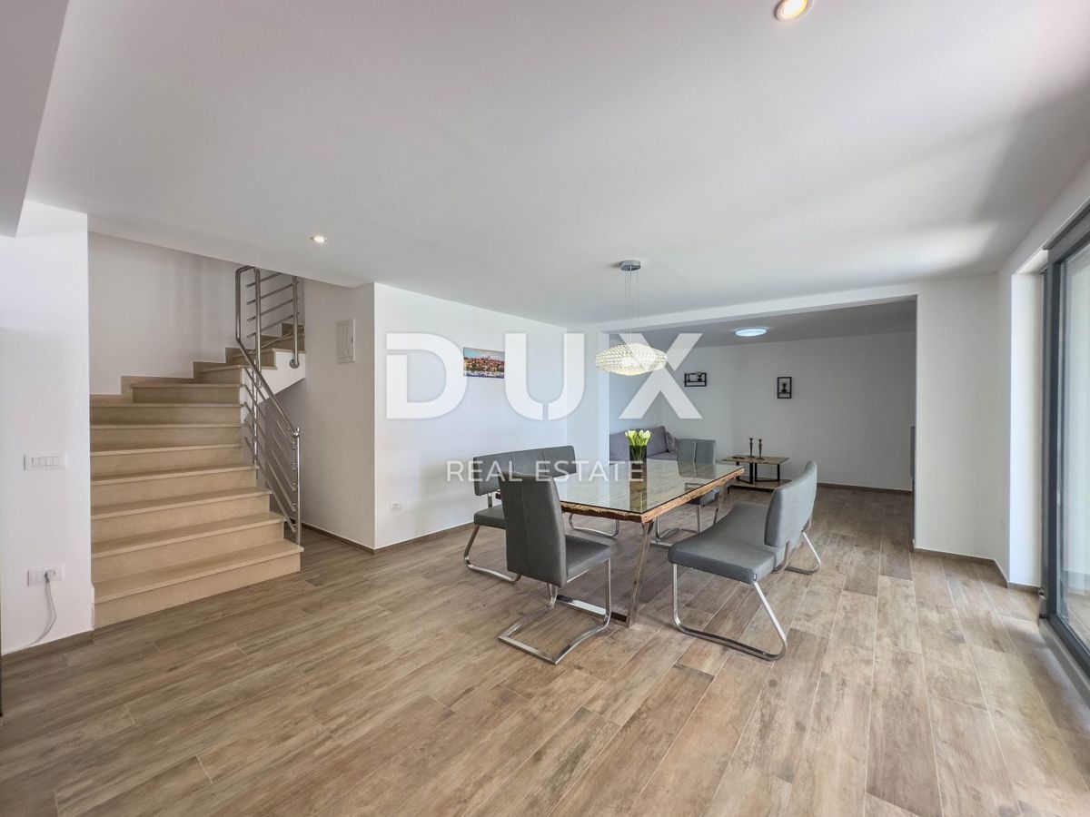 ISTRIA, MEDULIN - Nuovo edificio moderno con splendida vista sul mare