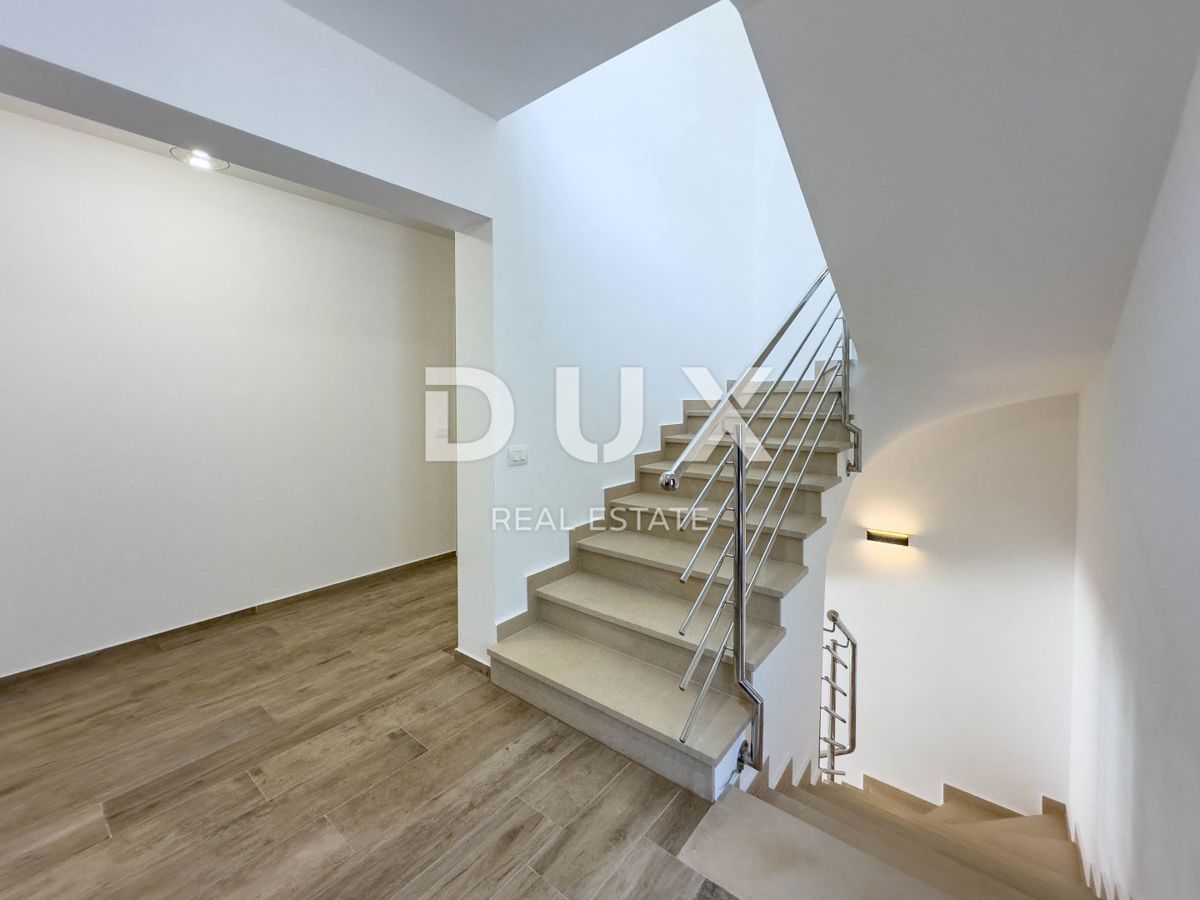 ISTRIA, MEDULIN - Nuovo edificio moderno con splendida vista sul mare