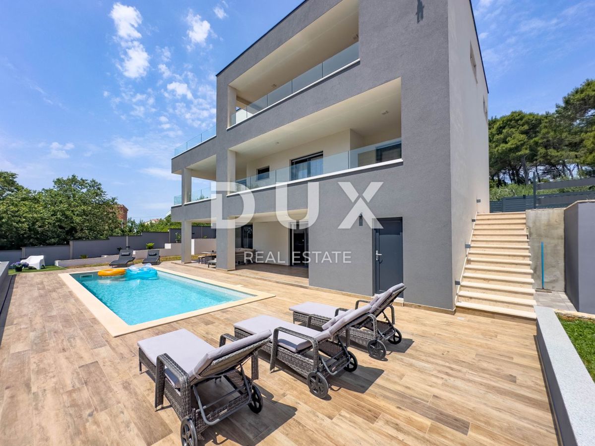 ISTRIA, MEDULIN - Nuovo edificio moderno con splendida vista sul mare