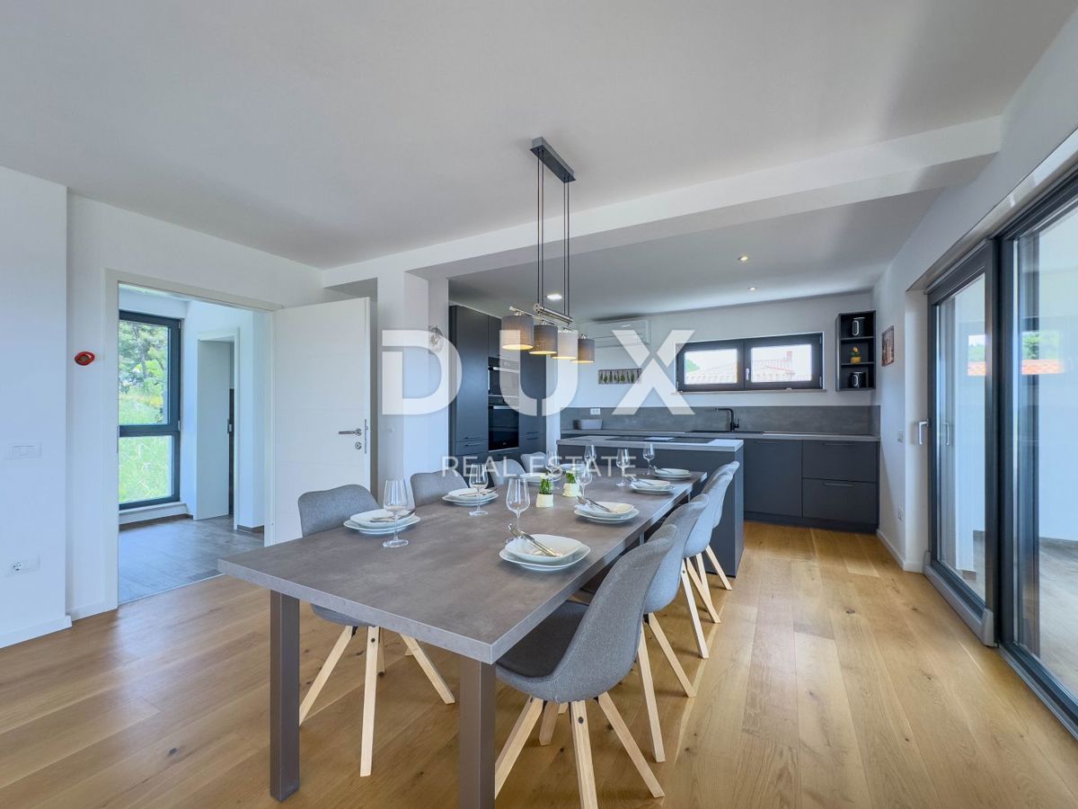 ISTRIA, MEDULIN - Nuovo edificio moderno con splendida vista sul mare