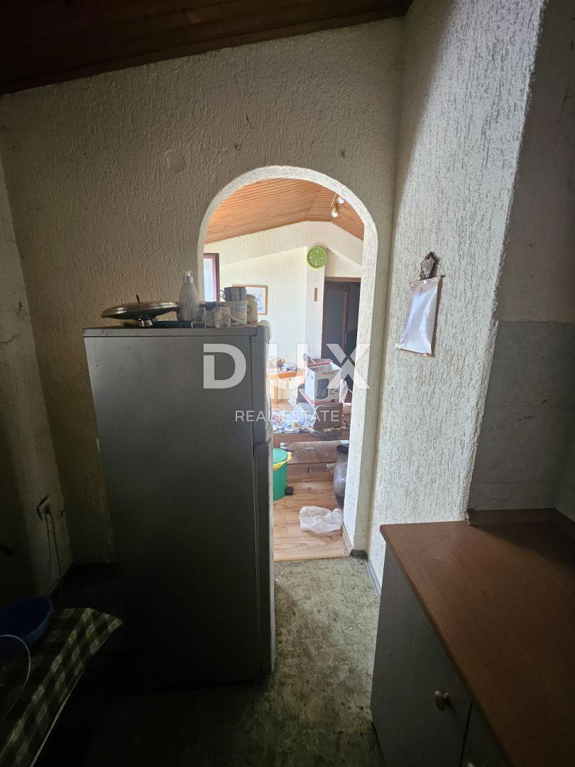 OPATIJA, IKA - appartamento 63m2, soggiorno + 1 camera da letto, 2° piano con vista mare e grande terrazza + giardino ca. 125m2
