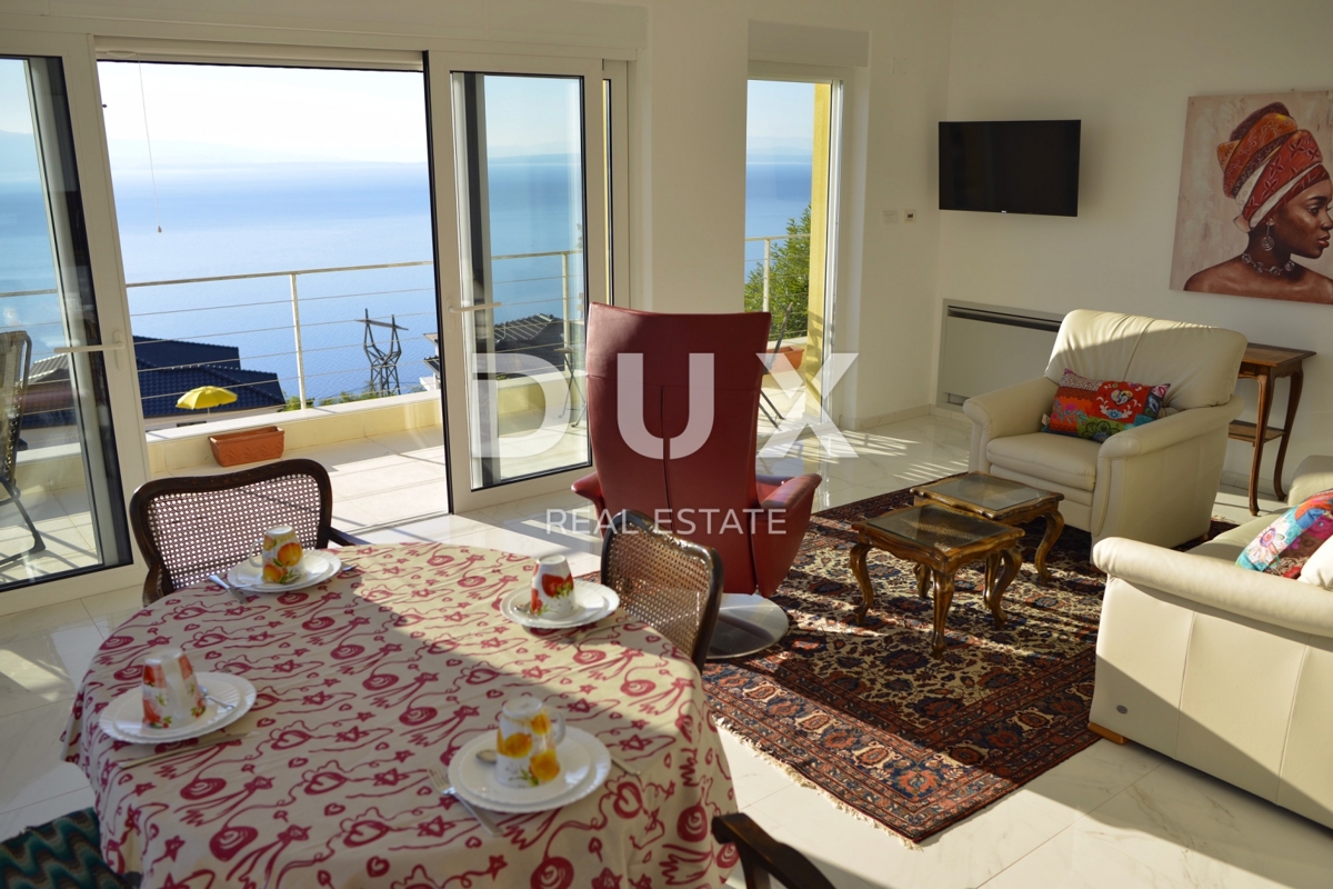 ABBAZIA, LOVRAN - villa 387m2 con vista panoramica sul mare e piscina + area 1200m2